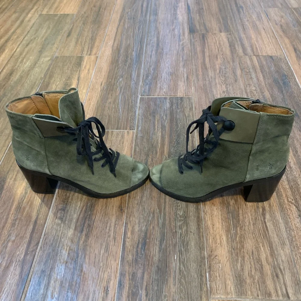 Frye Women’s Danica Lug Lace Up Zip Green Suede Peep Toe Boots Size 10 M - Picture 10 of 15